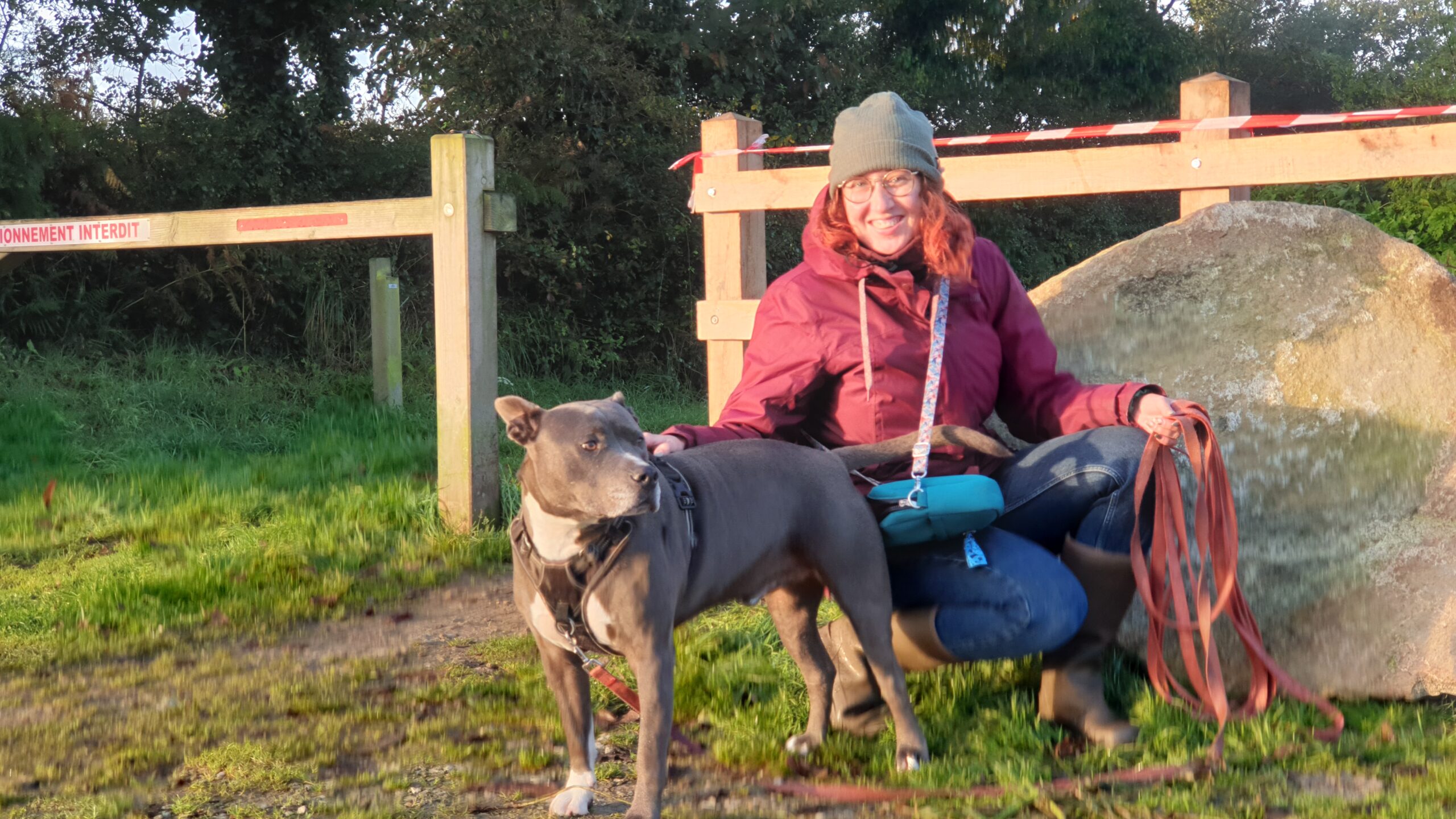 Morgane Offret est promeneuse de chiens sur la région de Brest © Christophe Pluchon